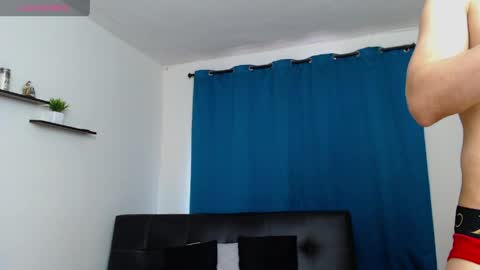 Snapshot of steventorres_ chatting on 04-10-26, 02:11 S T E V E N - IG stevn td7 online show from 04-10-26, 02:11