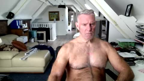 Snapshot of stevetwo chatting on 04-20-26, 11:24 stevetwo online show from 04-20-26, 11:24