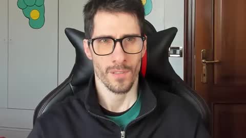 Steve online show from 01-12-25, 01:48