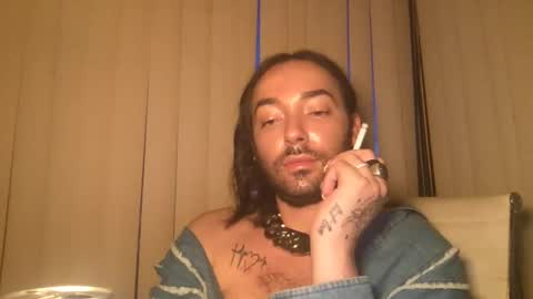 Snapshot of stevey_94 chatting on 09-16-25, 11:28 gay tease online show from 09-16-25, 11:28