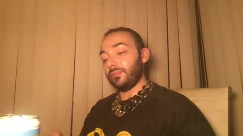 Snapshot of stevey_94 chatting on 09-24-25, 06:17 gay tease online show from 09-24-25, 06:17