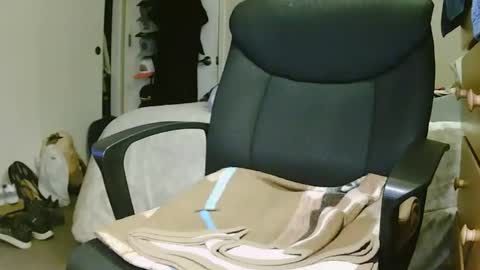 Chillguy online show from 04-01-26, 03:51