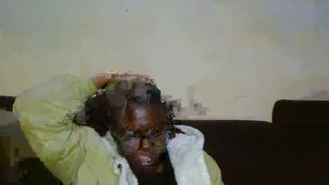 Snapshot of sticklavah chatting on 12-16-25, 04:12 sticklavah online show from 12-16-25, 04:12