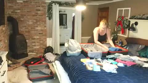 Stickywethoney online show from 04-18-26, 04:00