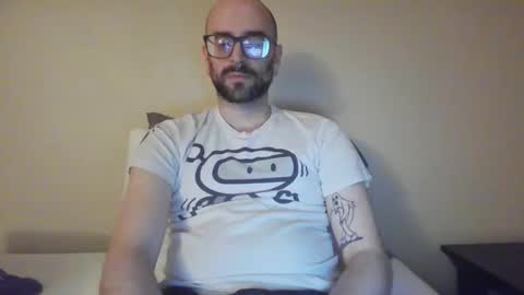 stickywhiteslime online show from 10-27-25, 03:10