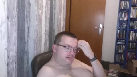 Oliver online show from 09-20-25, 04:52