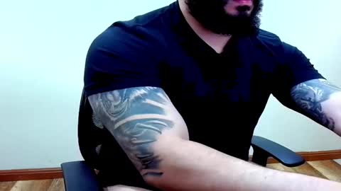 stiven253958 online show from 04-17-26, 12:46