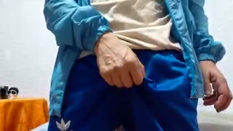 Snapshot of stiven_134 chatting on 03-10-26, 02:27 stiven_134 online show from 03-10-26, 02:27