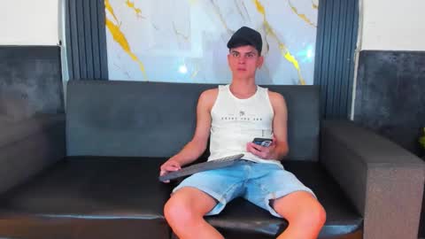 friends online show from 03-07-26, 04:20