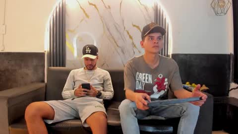 friends online show from 03-17-26, 04:06