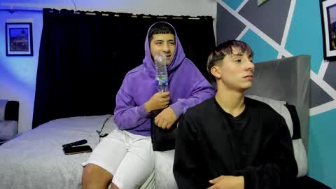 Stiven  online show from 03-29-26, 06:35