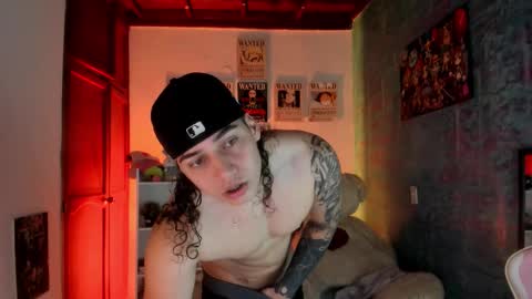 Snapshot of stivens_muscle chatting on 10-28-25, 11:14 stivens_muscle online show from 10-28-25, 11:14