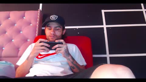 stiven online show from 11-02-25, 03:25