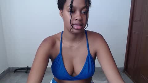 Snapshot of stormihills_ chatting on 02-20-26, 06:41 stormihills_ online show from 02-20-26, 06:41