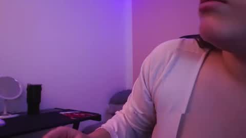 Storm Sweet online show from 10-17-25, 05:10