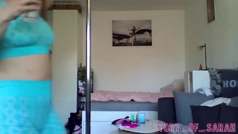 Sarah online show from 04-08-26, 08:14