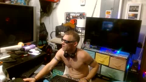 Str8 online show from 03-10-25, 02:39