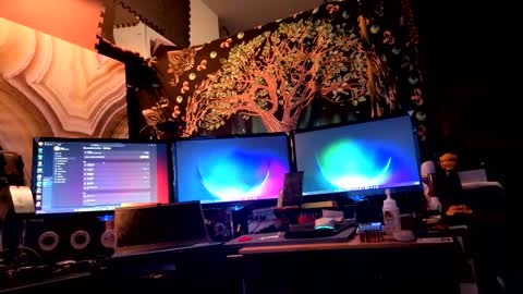 Str8 online show from 10-14-25, 04:24