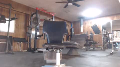 Snapshot of str8pumpnhump chatting on 05-13-26, 06:27 n8vpumpnhump online show from 05-13-26, 06:27