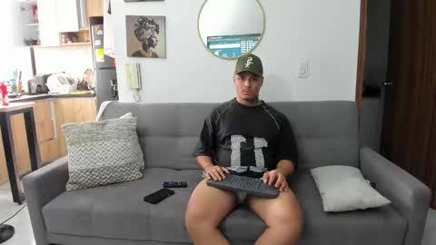 straight__friends online show from 05-21-26, 01:51