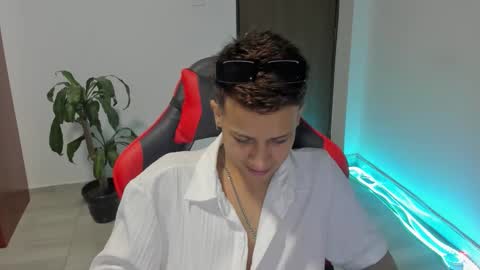 straight_boys_hornys online show from 01-10-26, 12:45