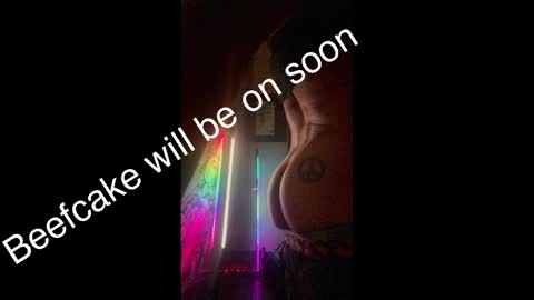 Snapshot of straightishd chatting on 04-26-26, 05:16 Cowboy Zuhly online show from 04-26-26, 05:16