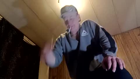 straighttoy online show from 02-26-25, 08:04