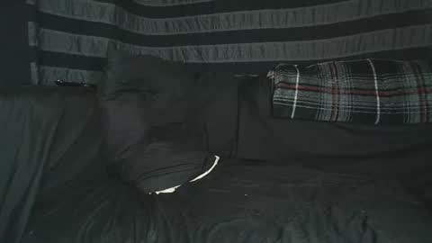 straitpipermann22 online show from 10-20-25, 05:52