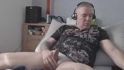 Stranger online show from 04-07-26, 09:54