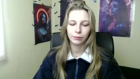 Amalia online show from 04-18-26, 06:17