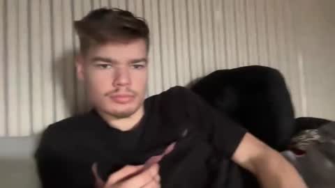 stratman301 online show from 02-13-25, 03:24