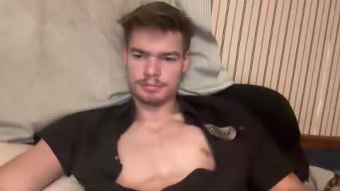 stratman301 online show from 11-18-25, 12:49