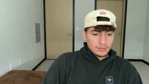 Snapshot of strawberryboy69 chatting on 09-23-25, 04:32 sexmenyoutnng online show from 09-23-25, 04:32