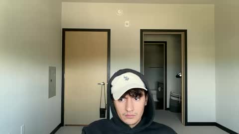 Snapshot of strawberryboy69 chatting on 10-14-25, 05:36 sexmenyoutnng online show from 10-14-25, 05:36