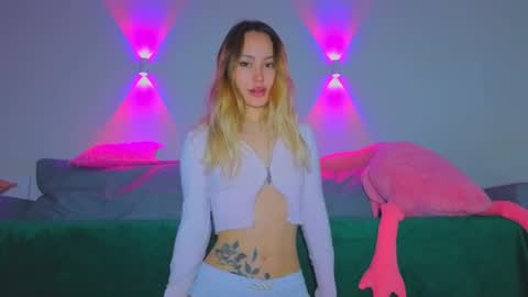 Tati and Lola online show from 04-23-26, 07:52