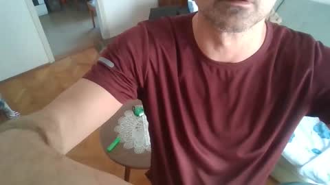 streaml1n3d online show from 04-05-26, 08:55
