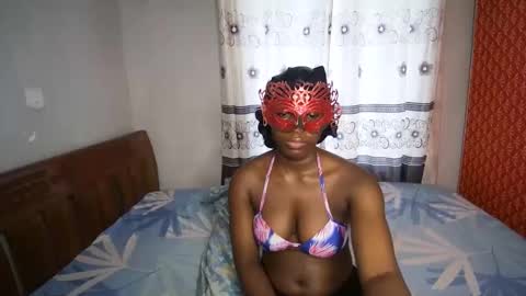 Snapshot of streetlioness chatting on 09-18-25, 07:21 streetlioness online show from 09-18-25, 07:21