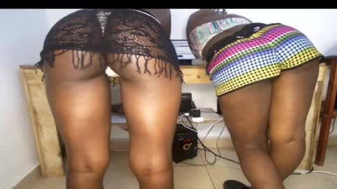 Snapshot of streetlioness chatting on 02-17-26, 02:35 streetlioness online show from 02-17-26, 02:35