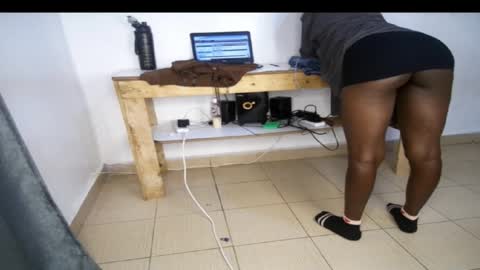 Snapshot of streetlioness chatting on 02-23-26, 08:28 streetlioness online show from 02-23-26, 08:28