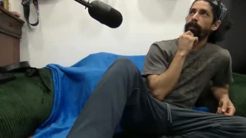 Snapshot of stringin69 chatting on 05-03-26, 08:31 stringin69 online show from 05-03-26, 08:31