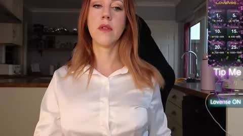 Amorina online show from 11-28-25, 09:56