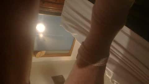 stroknit4her1258 online show from 02-05-26, 06:40