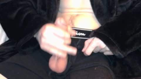 Snapshot of stroknmydong chatting on 02-08-25, 09:03 Dong Stroker online show from 02-08-25, 09:03