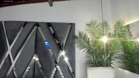 Alexa   online show from 10-28-25, 11:03