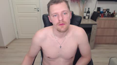 strong_guy_xxx online show from 11-13-25, 08:57