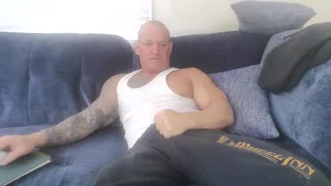 StrongAndHard online show from 11-05-25, 01:44