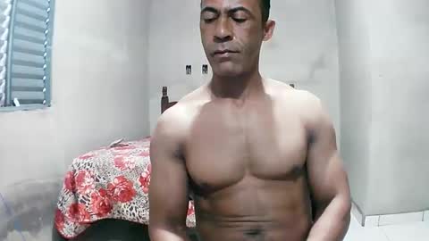 Snapshot of strongdaddyfantastic chatting on 05-16-26, 01:21 strongdaddyfantastic online show from 05-16-26, 01:21