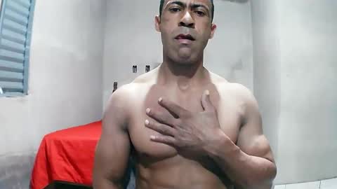 Snapshot of strongdaddyfantastic chatting on 06-08-26, 11:38 strongdaddyfantastic online show from 06-08-26, 11:38