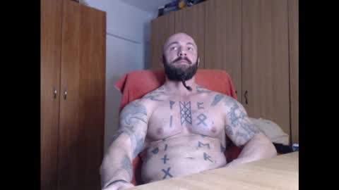 Snapshot of strongivan chatting on 02-12-25, 08:06 StrongIvan online show from 02-12-25, 08:06