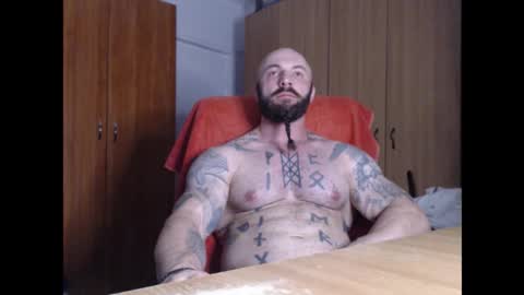Snapshot of strongivan chatting on 09-10-25, 06:19 StrongIvan online show from 09-10-25, 06:19
